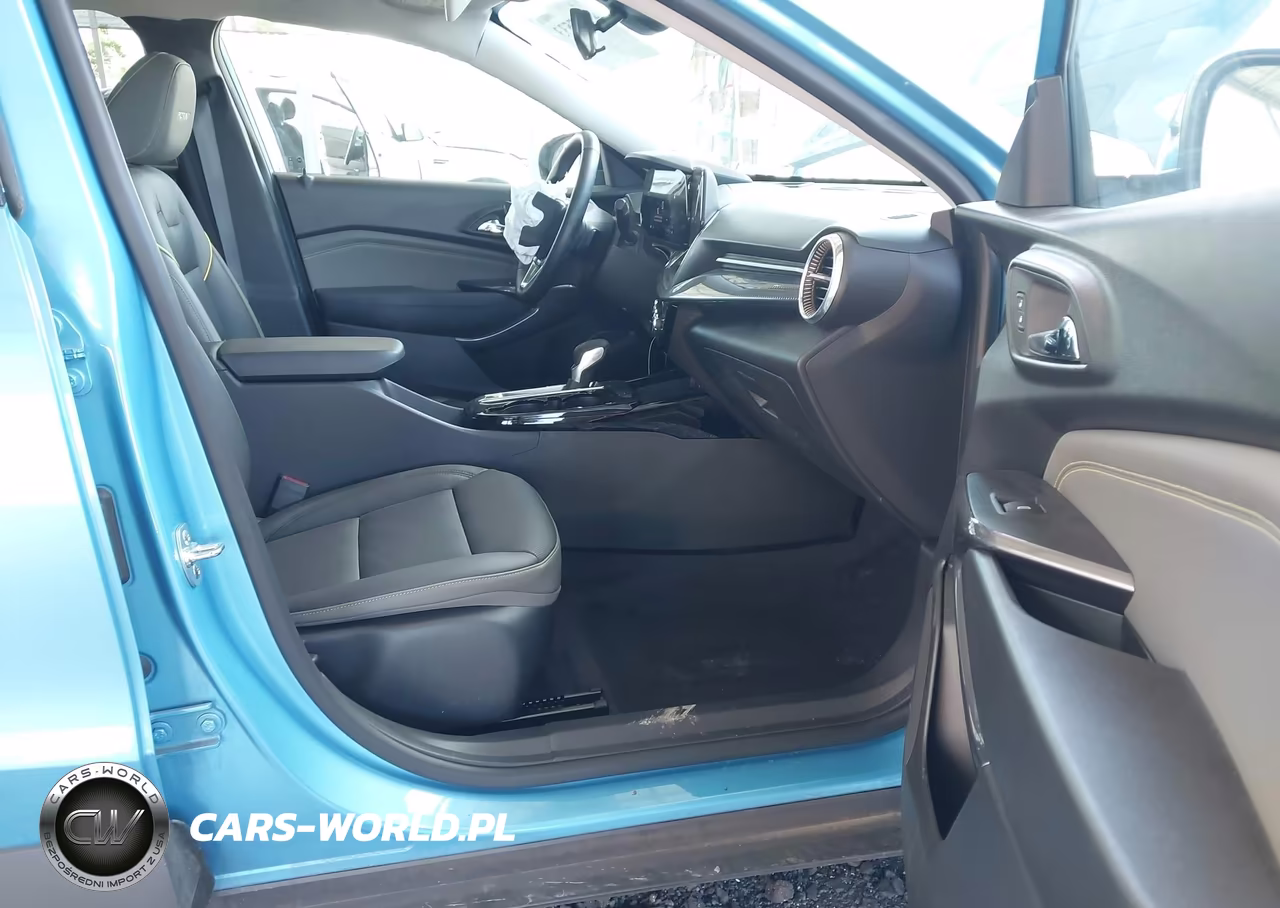 2025 Chevrolet Trax Fwd Activ VIN:KL77LKEP3SC050199 - 5