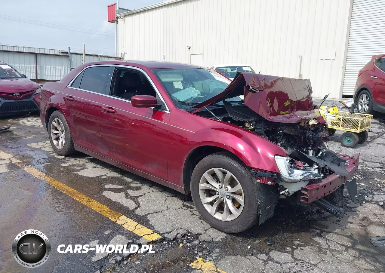 2019 Chrysler 300 Touring – zdjęcie 1 z 16