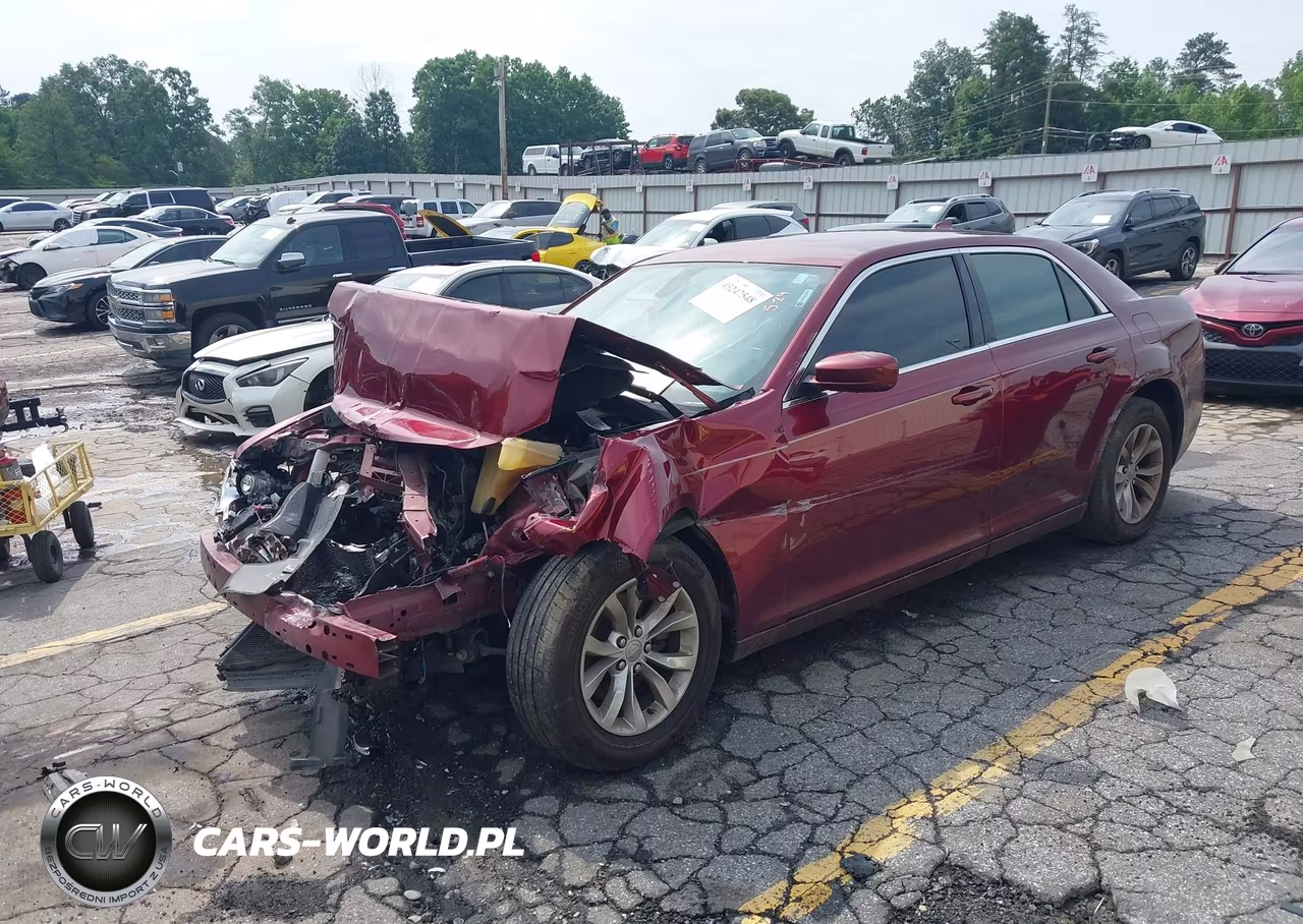 2019 Chrysler 300 Touring VIN:2C3CCAAG8KH736970 - 2