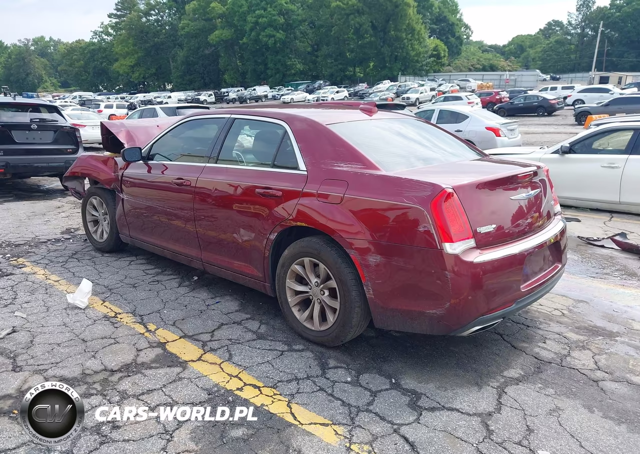 2019 Chrysler 300 Touring VIN:2C3CCAAG8KH736970 - 3