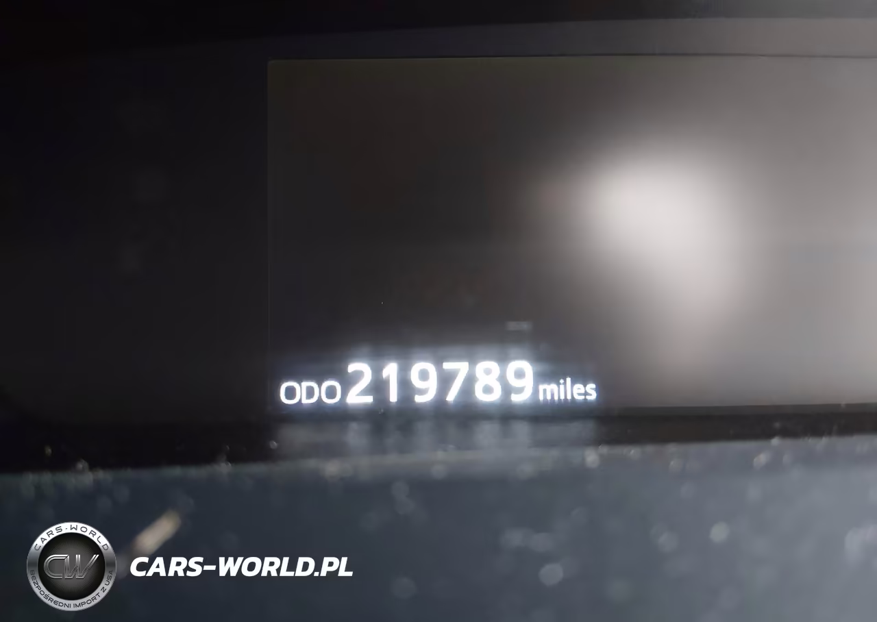 2017 Toyota Prius Two VIN:JTDKBRFU8H3032254 - 15