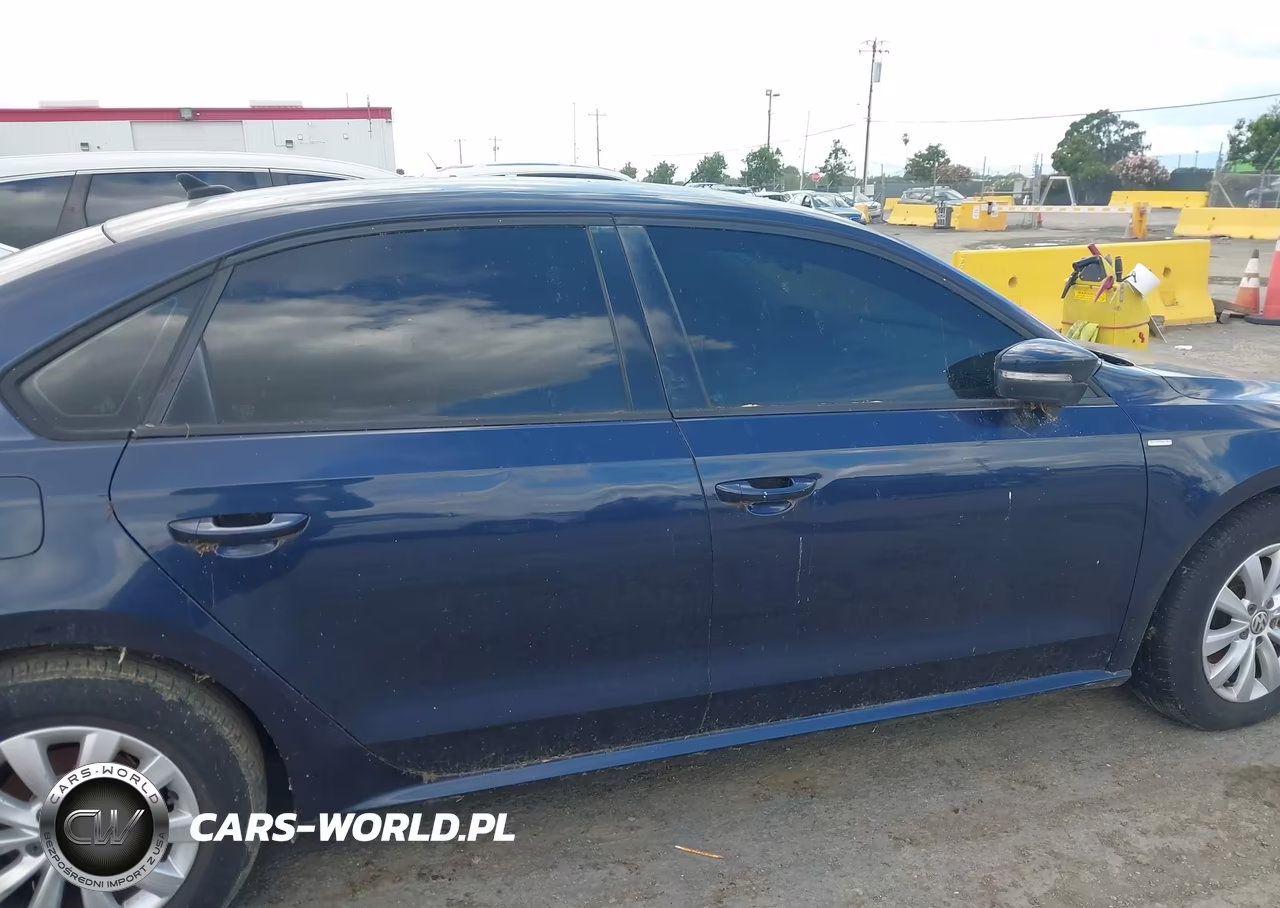 2014 Volkswagen Passat 1.8T Wolfsburg Edition VIN:1VWAT7A37EC108440 - 12