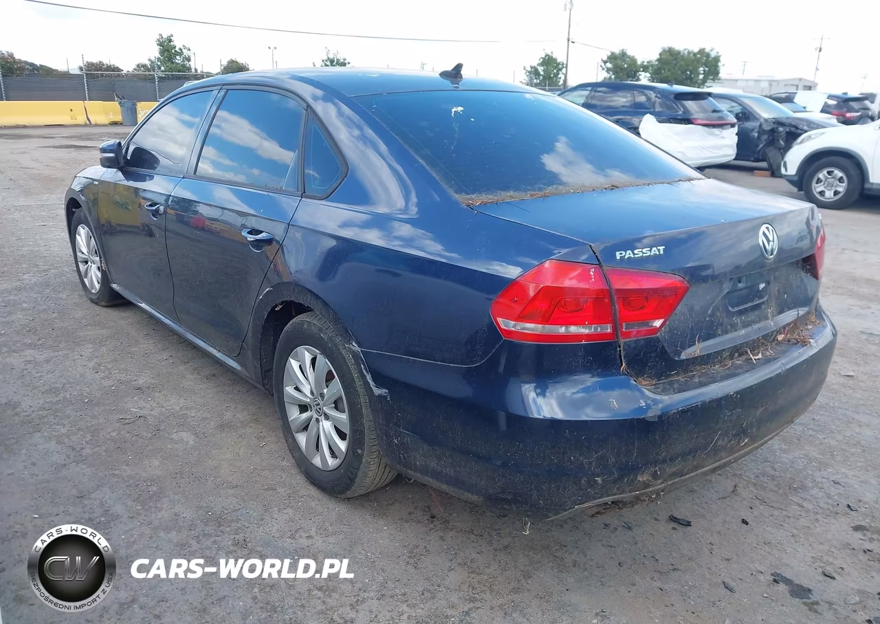2014 Volkswagen Passat 1.8T Wolfsburg Edition VIN:1VWAT7A37EC108440 - 3