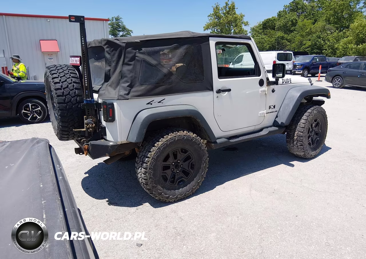 2007 Jeep Wrangler X VIN:1J4FA241X7L153574 - 4