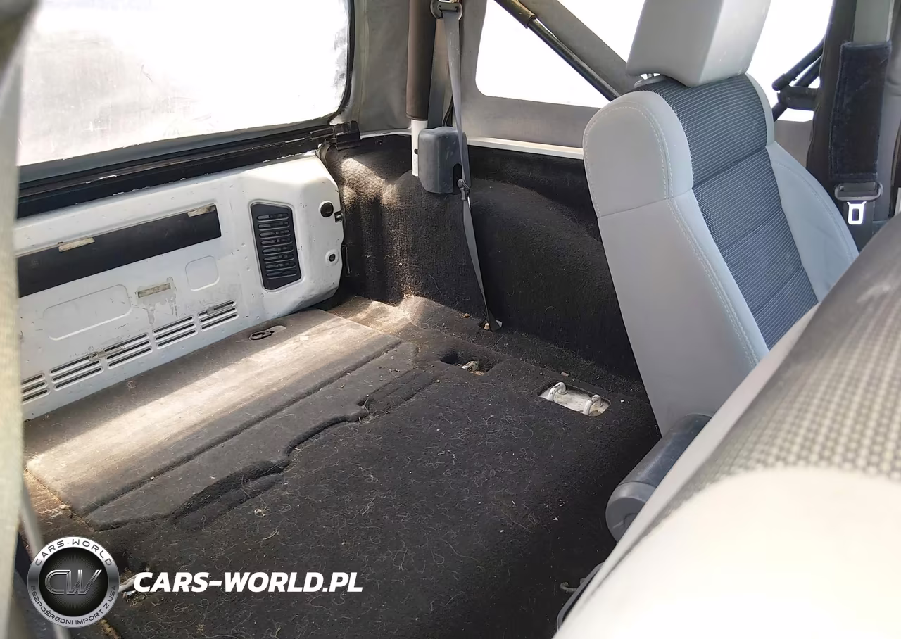 2007 Jeep Wrangler X VIN:1J4FA241X7L153574 - 8