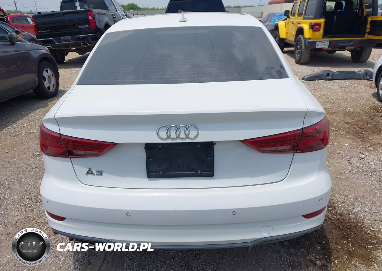 2018 Audi A3 2.0T Premium-2.0T Tech Premium VIN:WAUGUGFFXJ1037671 - 16