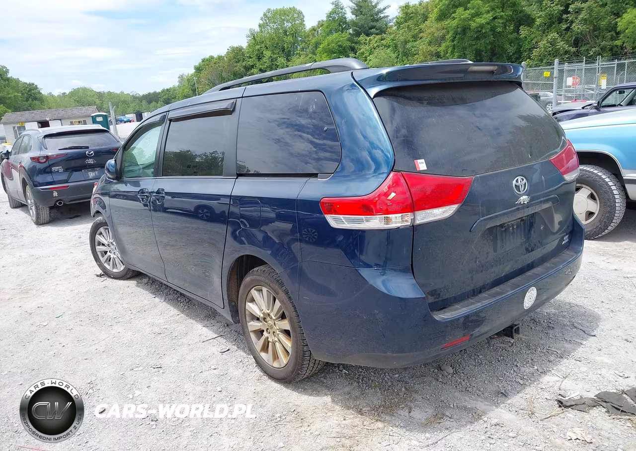 2012 Toyota Sienna Le 7 Passenger VIN:5TDJK3DC0CS037233 - 3