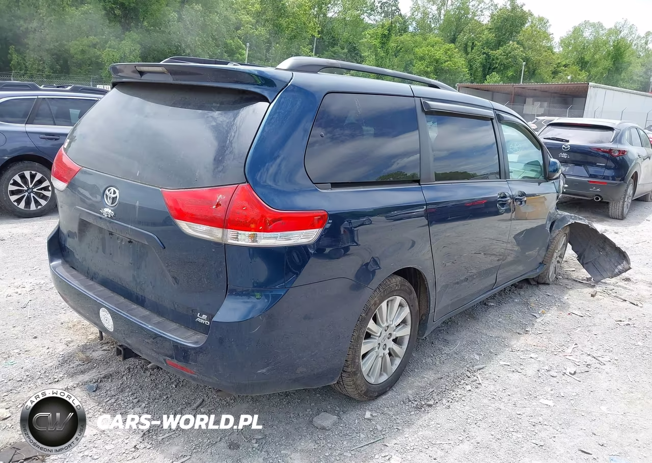 2012 Toyota Sienna Le 7 Passenger VIN:5TDJK3DC0CS037233 - 4