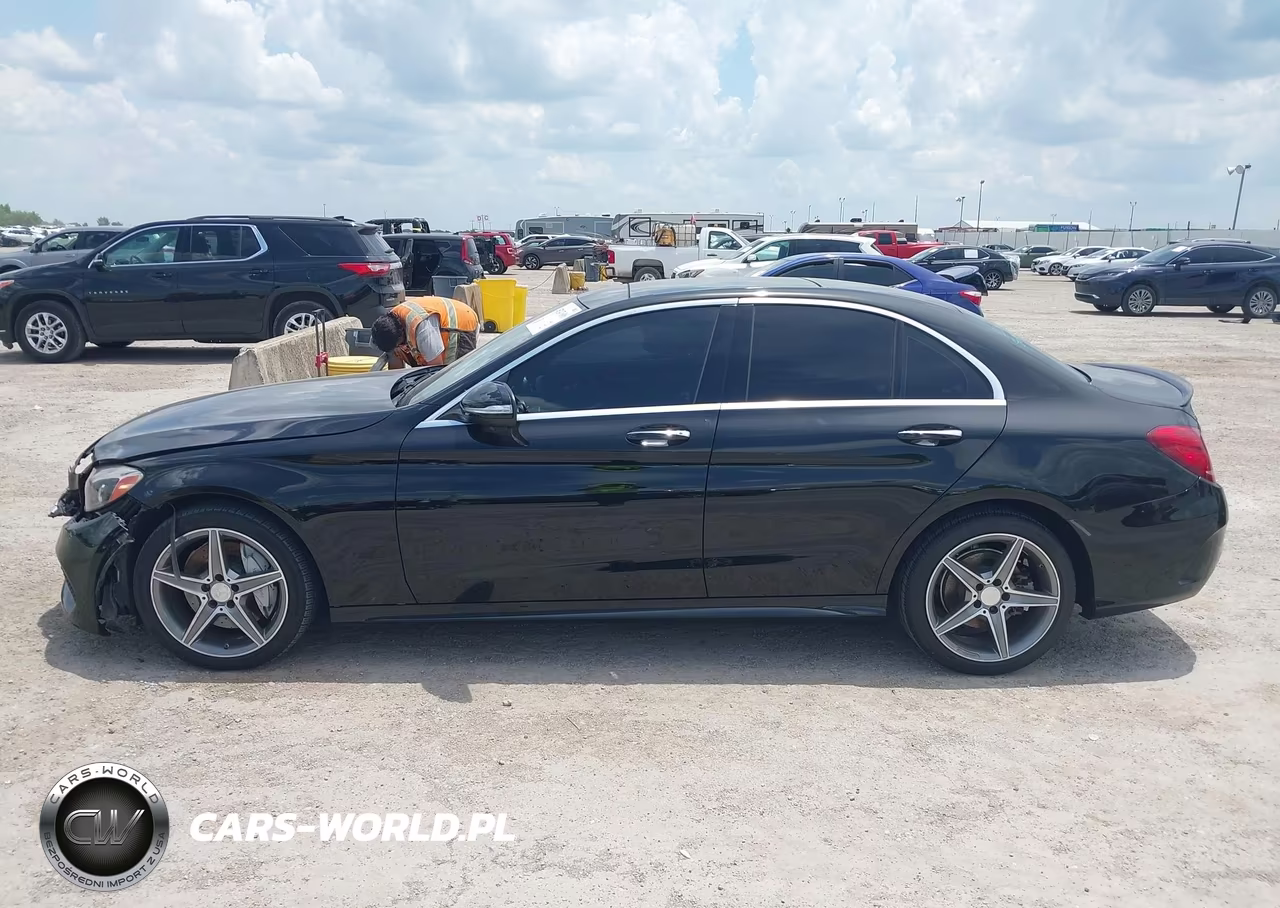 2015 Mercedes-Benz C 300 Sport 4Matic VIN:55SWF4KB3FU038605 - 14