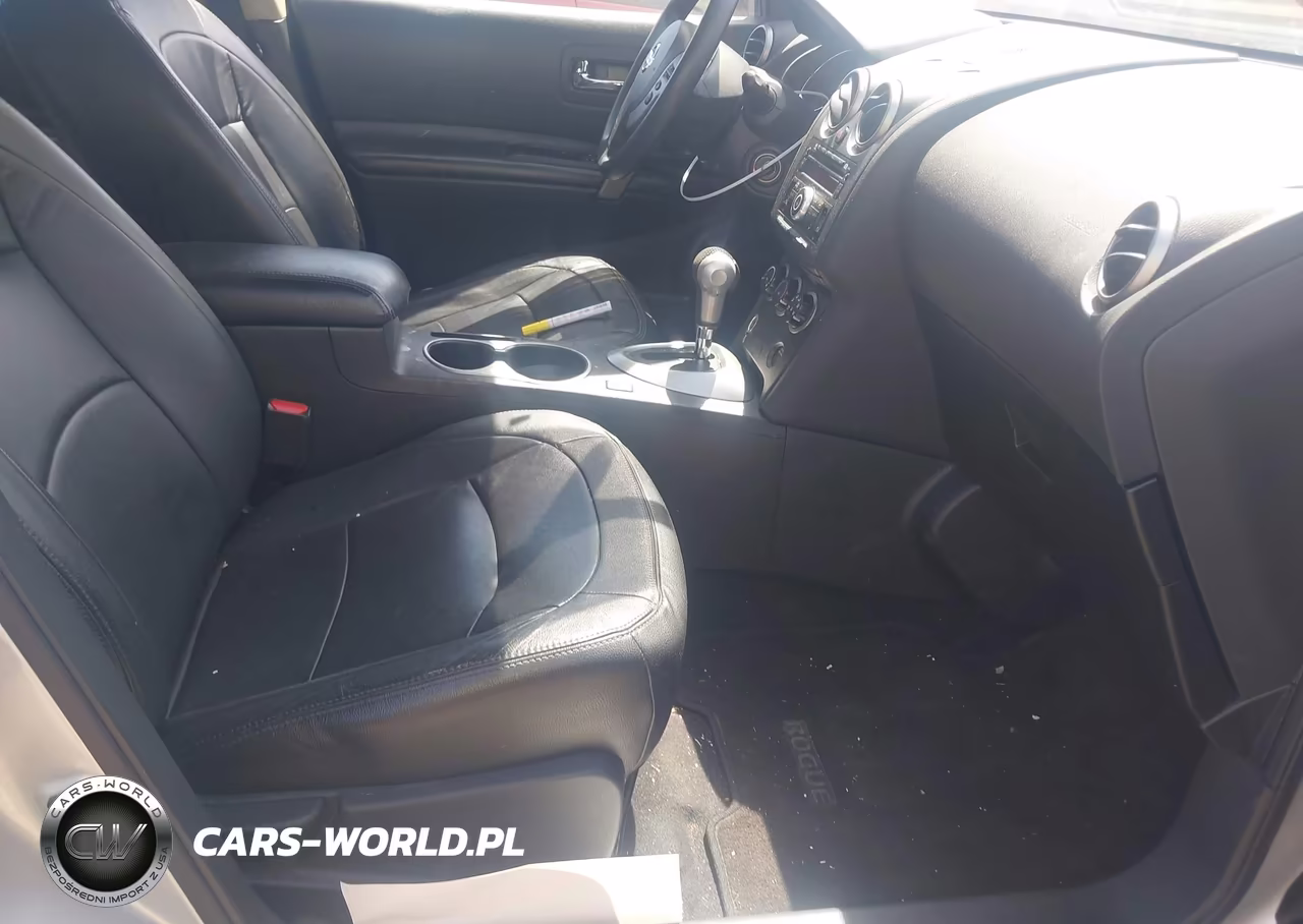 2012 Nissan Rogue S VIN:JN8AS5MV5CW709952 - 5
