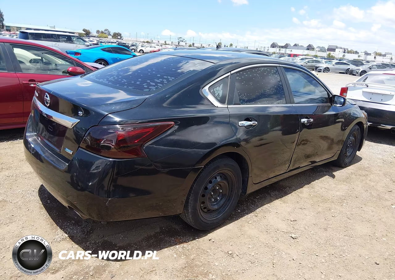 2013 Nissan Altima 2.5 S VIN:1N4AL3AP7DN556118 - 4