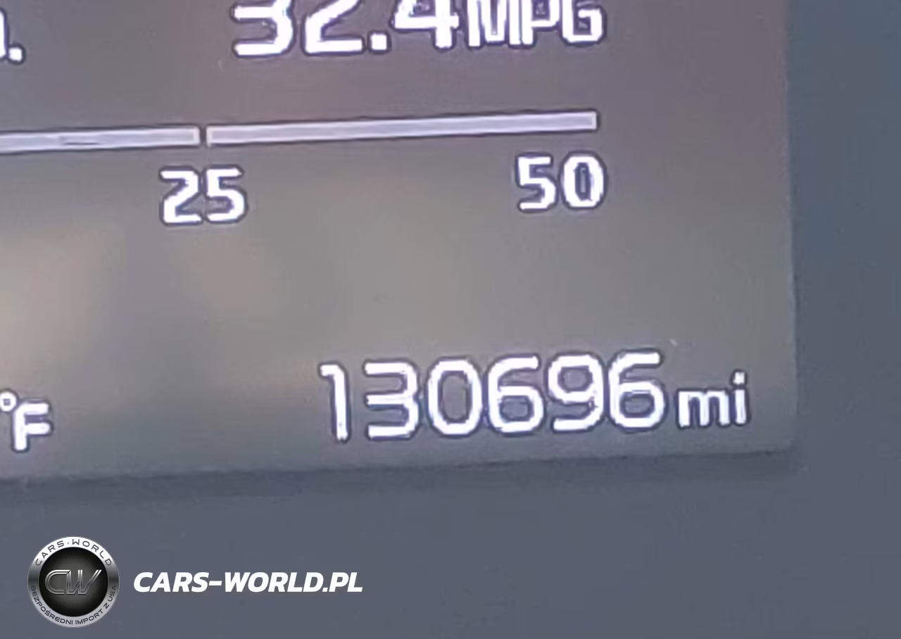 2019 Kia Forte S VIN:3KPF34AD0KE038915 - 15