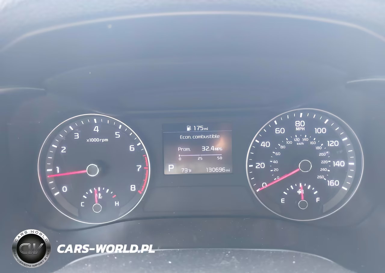 2019 Kia Forte S VIN:3KPF34AD0KE038915 - 7