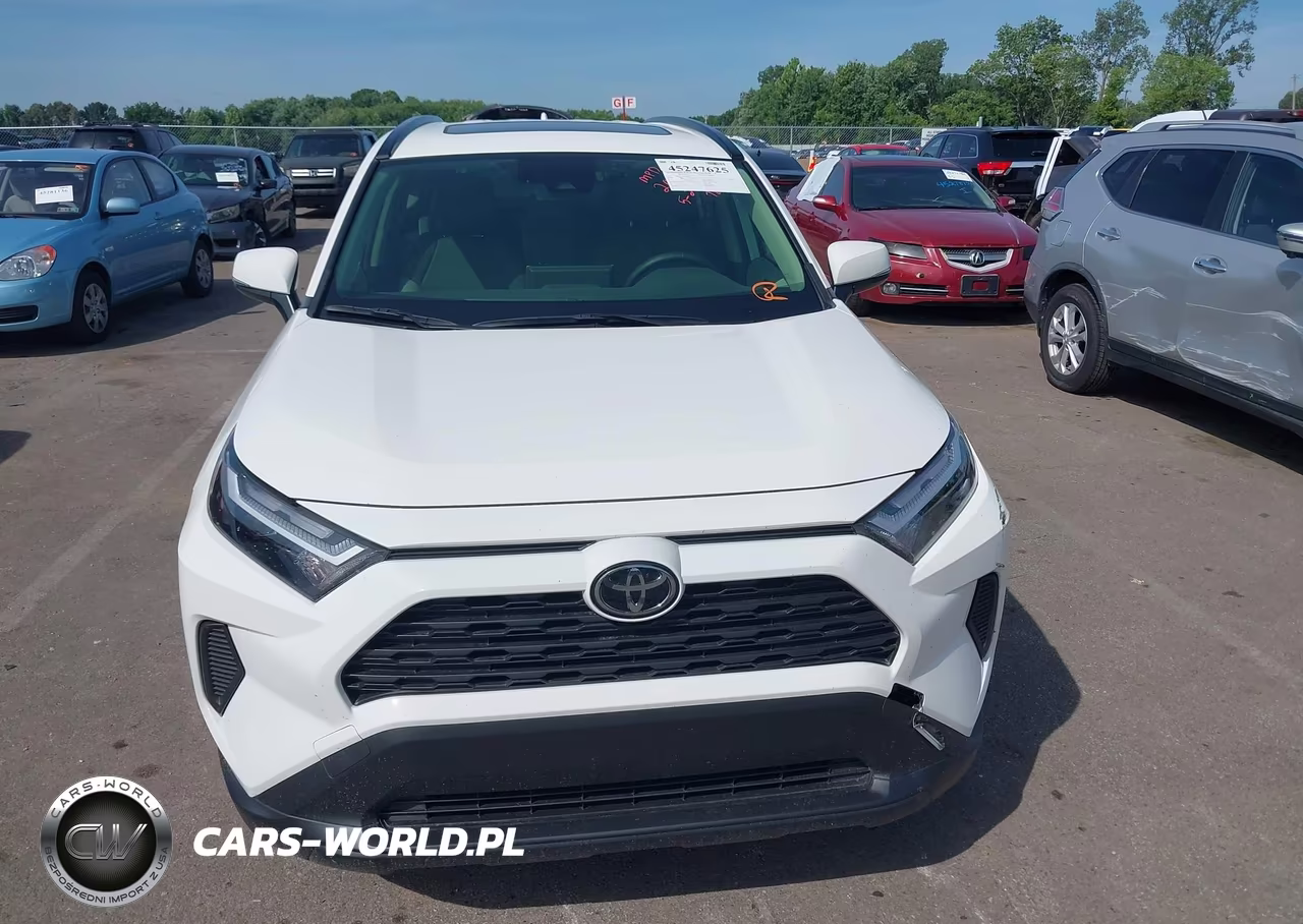 2025 Toyota Rav4 Hybrid Xle VIN:JTMRWRFV7SD321039 - 12