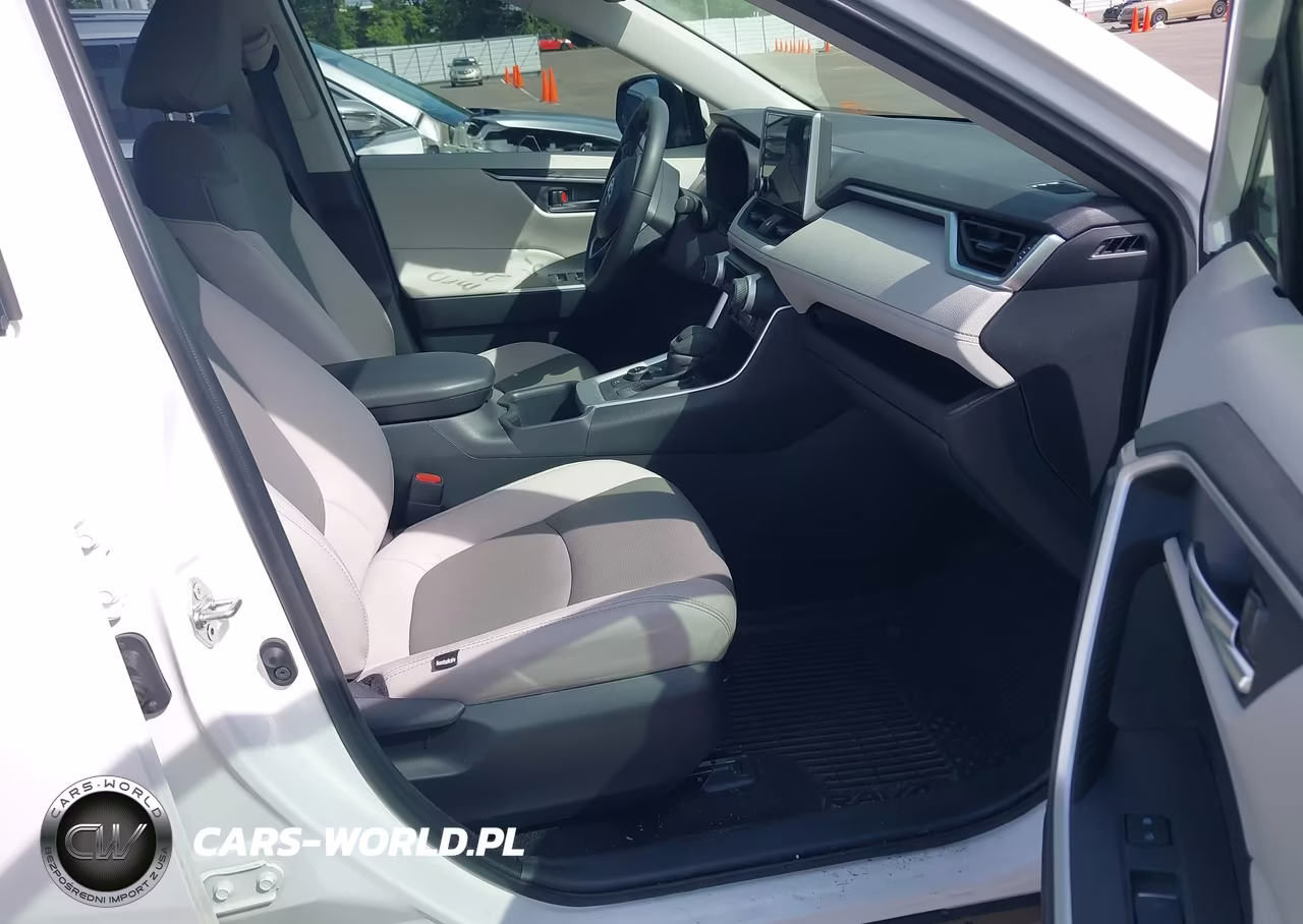 2025 Toyota Rav4 Hybrid Xle VIN:JTMRWRFV7SD321039 - 5