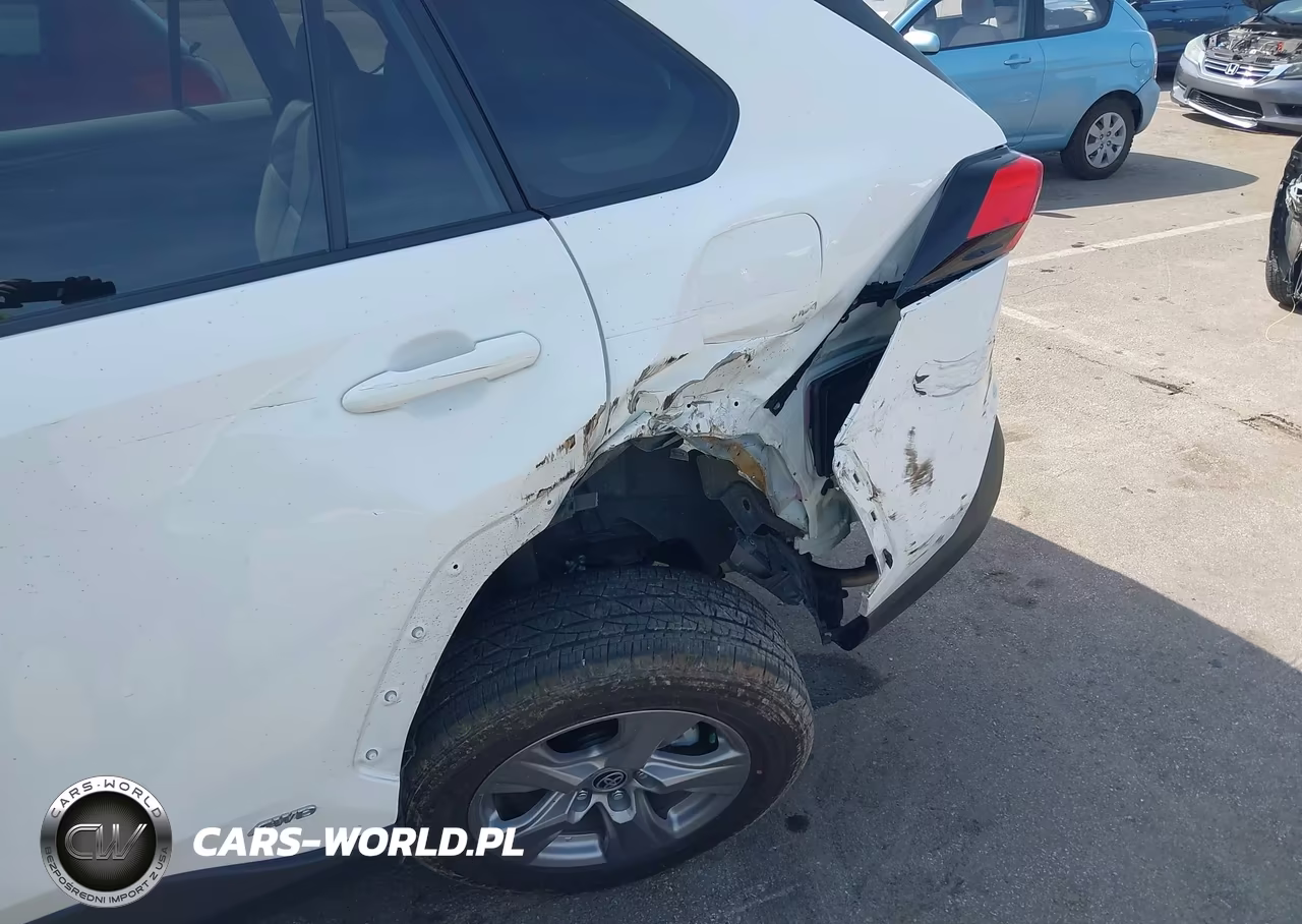 2025 Toyota Rav4 Hybrid Xle VIN:JTMRWRFV7SD321039 - 6