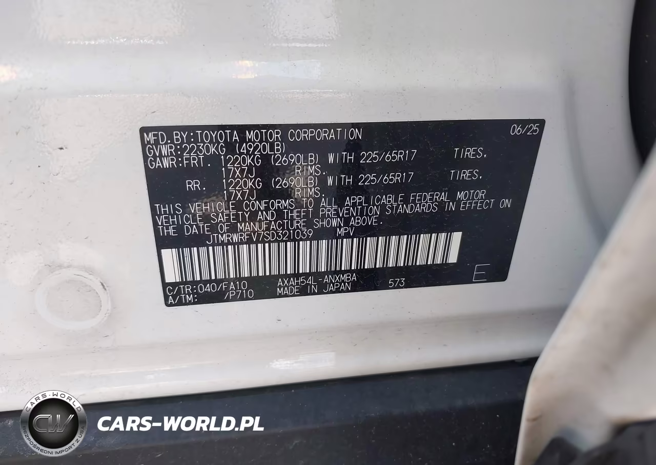 2025 Toyota Rav4 Hybrid Xle VIN:JTMRWRFV7SD321039 - 9
