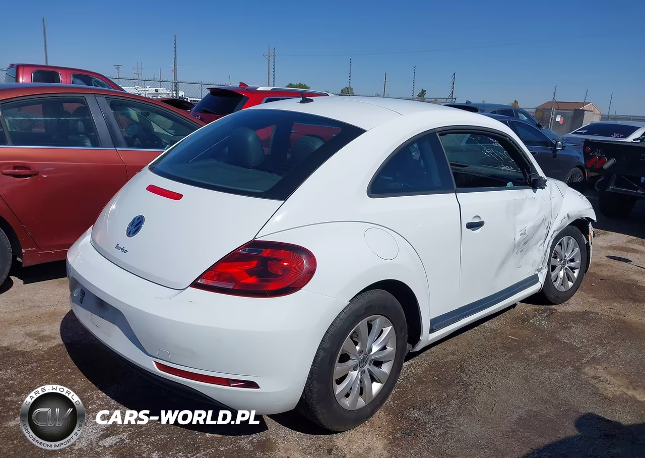 2017 Volkswagen Beetle #Pinkbeetle-1.8T Classic-1.8T S VIN:3VWF17AT9HM621249 - 4