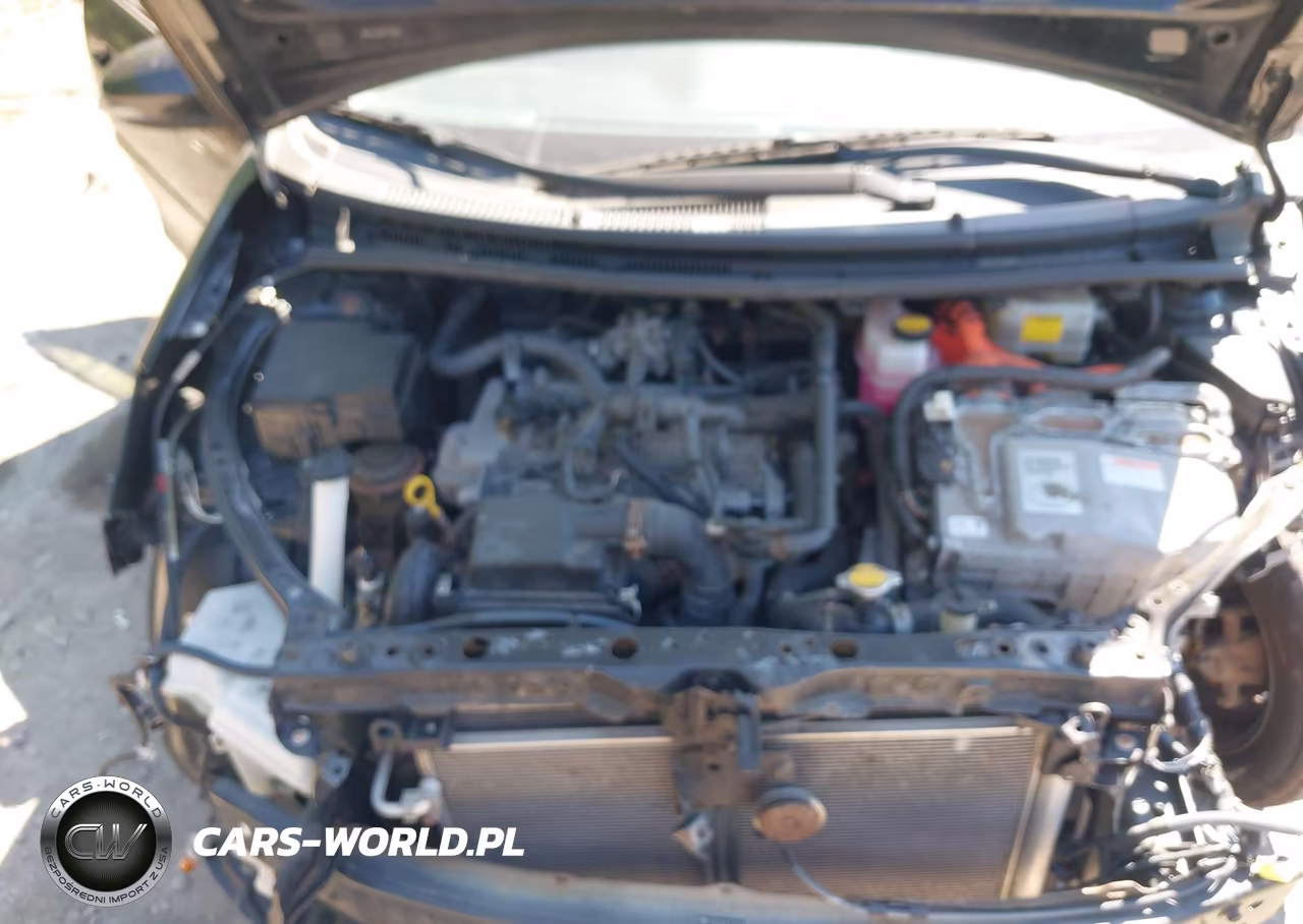 2015 Toyota Prius C One VIN:JTDKDTB38F1579201 - 10