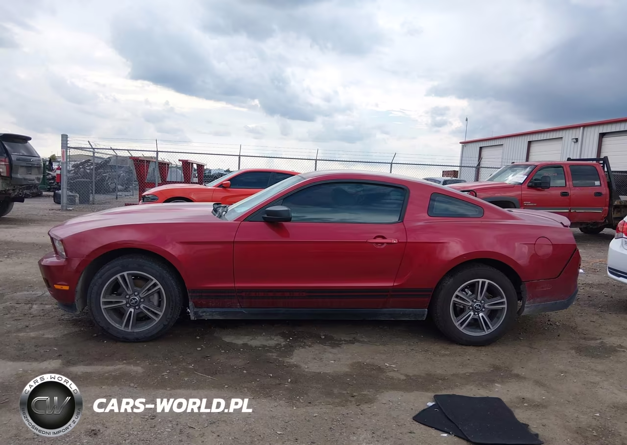 2010 Ford Mustang V6-V6 Premium VIN:1ZVBP8AN0A5106768 - 14