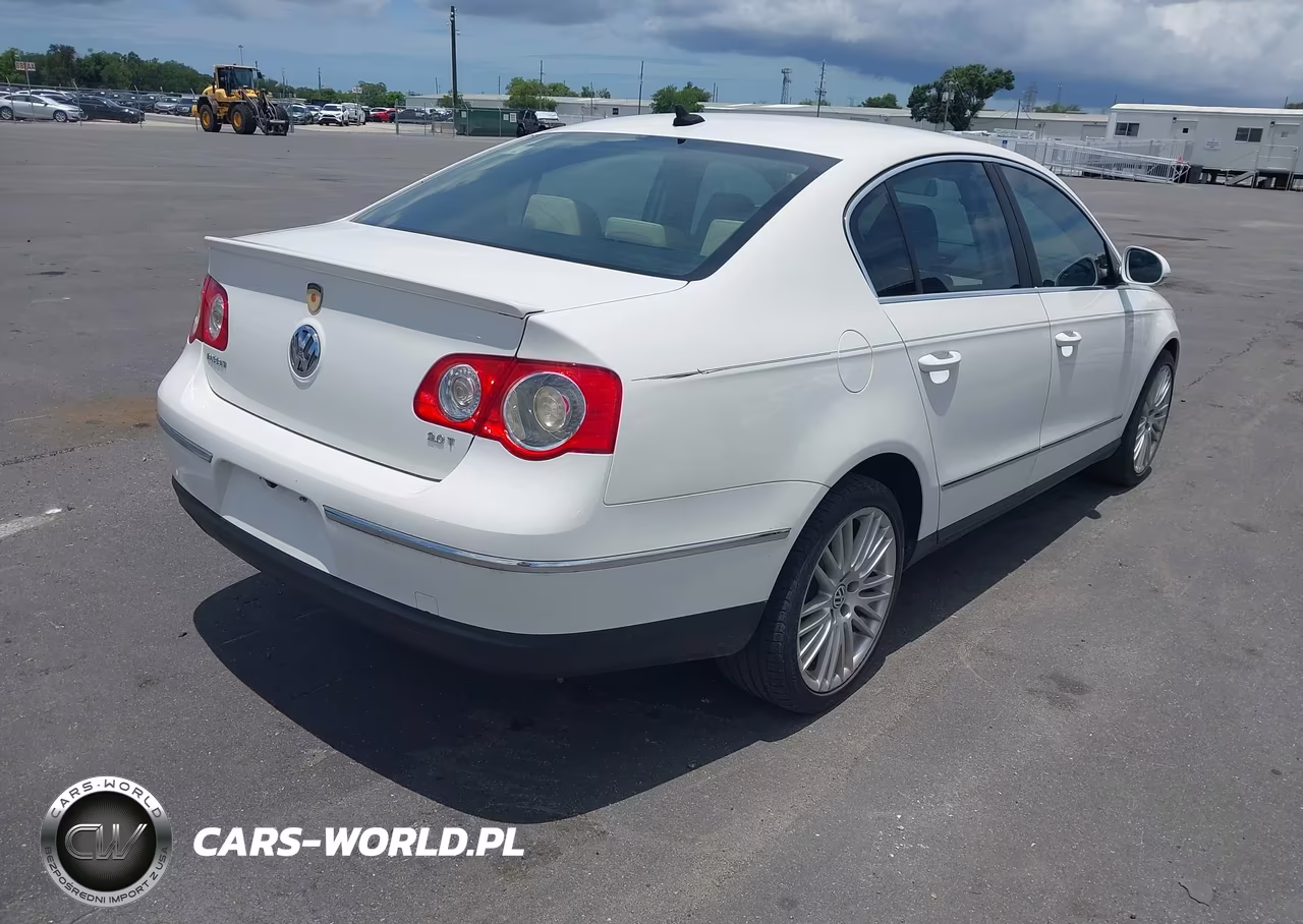 2010 Volkswagen Passat Komfort VIN:WVWJK7AN4AP054217 - 4