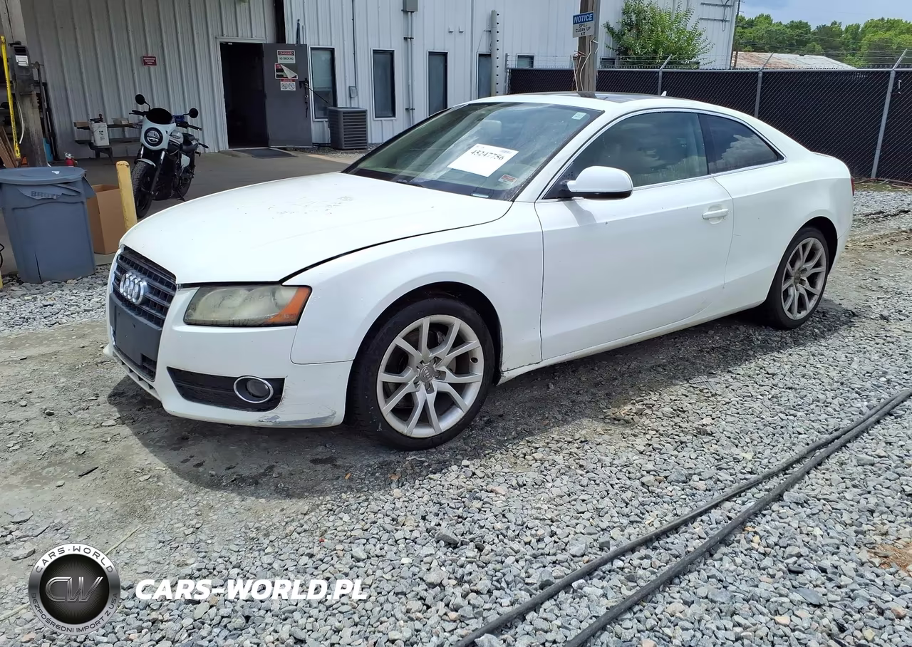 2011 Audi A5 2.0T Premium VIN:WAUCFAFR2BA038055 - 2