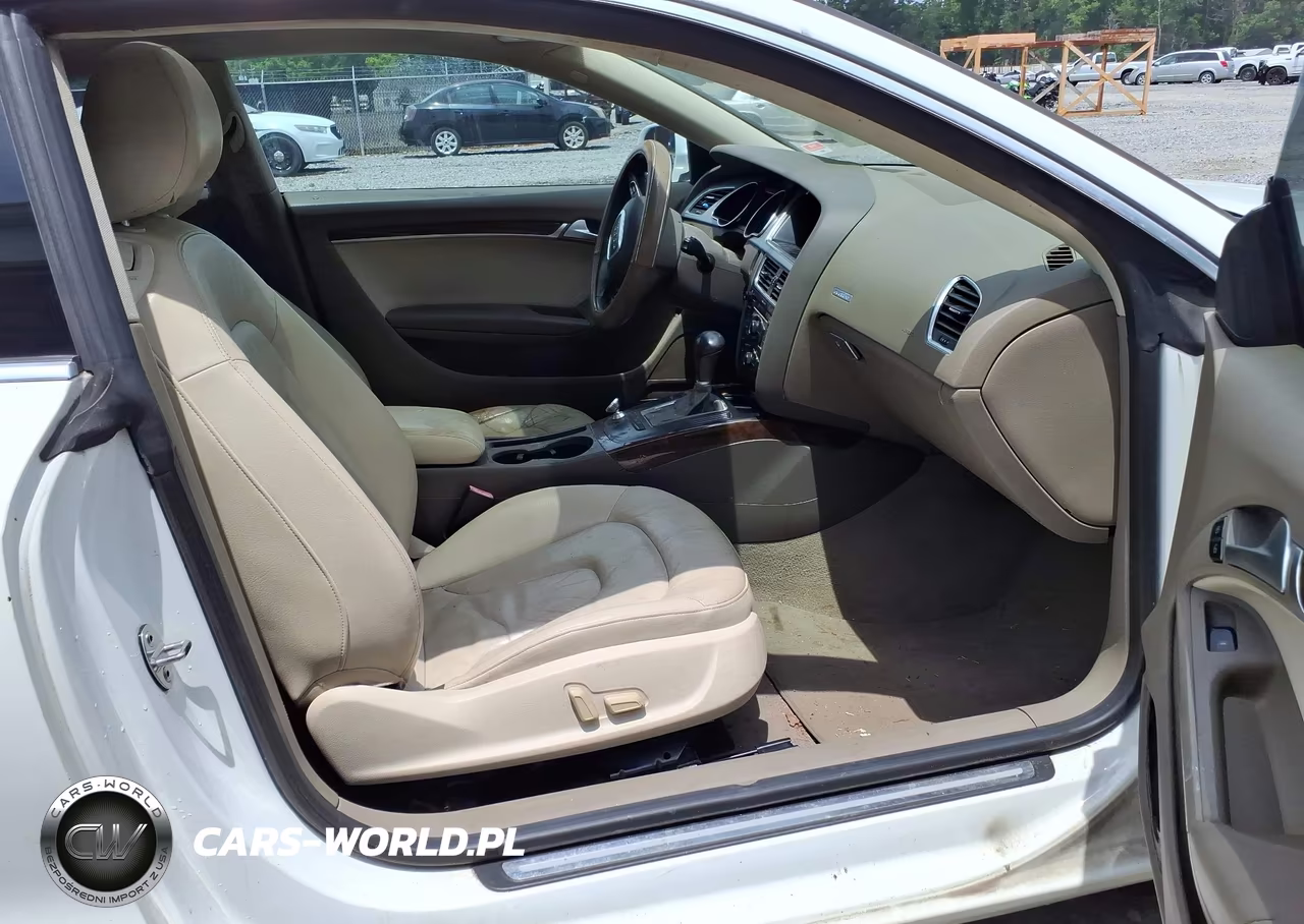 2011 Audi A5 2.0T Premium VIN:WAUCFAFR2BA038055 - 5