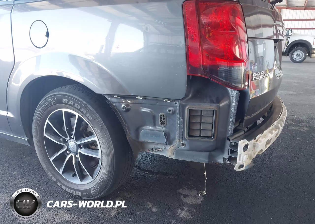2018 Dodge Grand Caravan Gt VIN:2C4RDGEGXJR283363 - 15