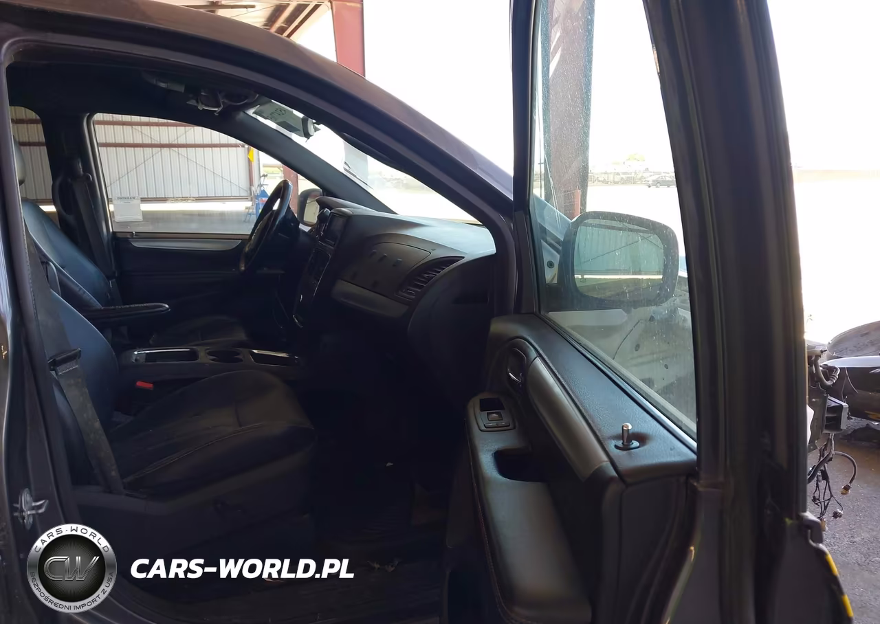 2018 Dodge Grand Caravan Gt VIN:2C4RDGEGXJR283363 - 5