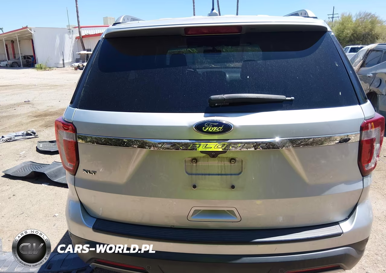 2019 Ford Explorer Xlt VIN:1FM5K7D83KGB39859 - 15
