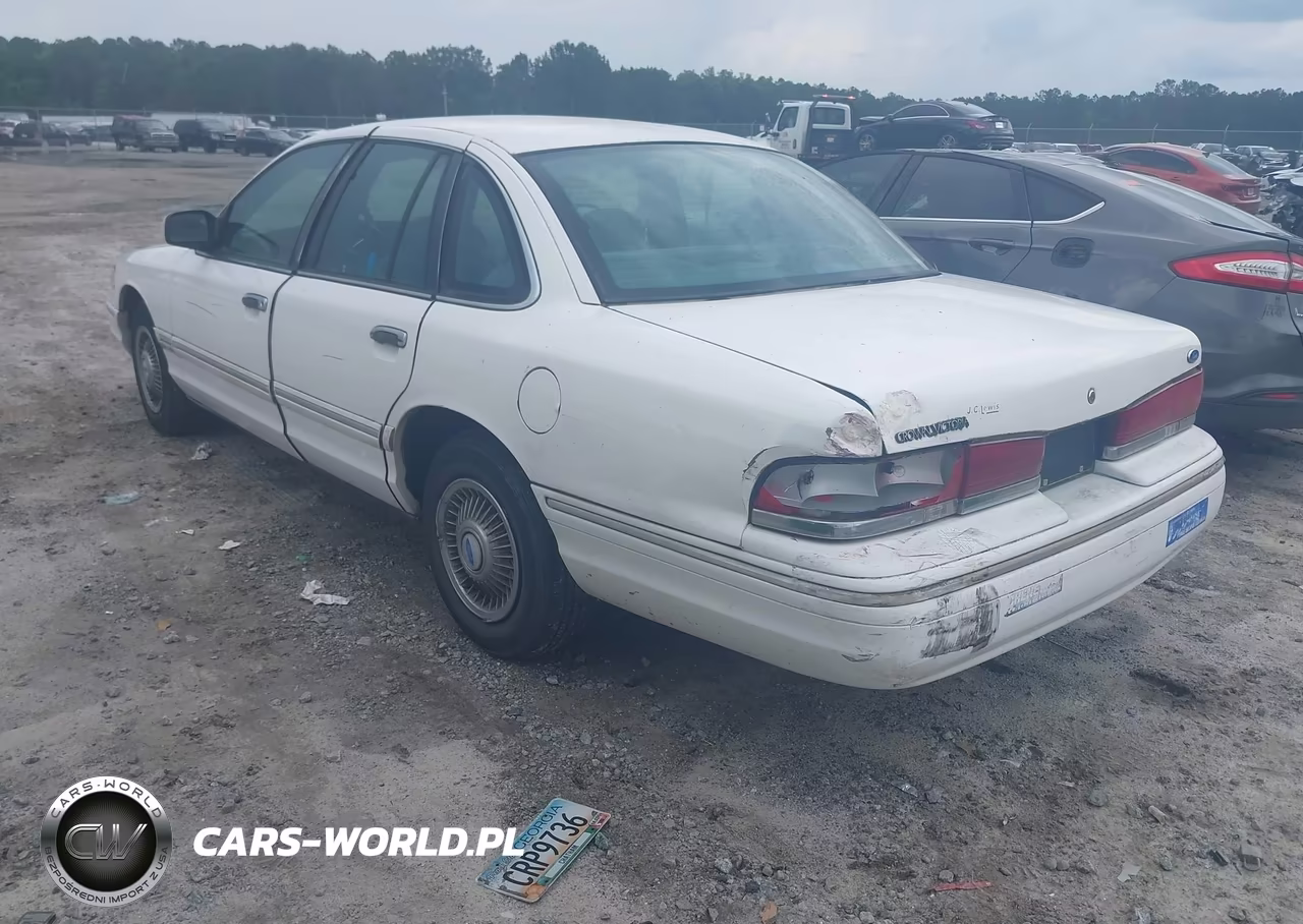 1997 Ford Crown Victoria VIN:2FALP73W0VX232601 - 3