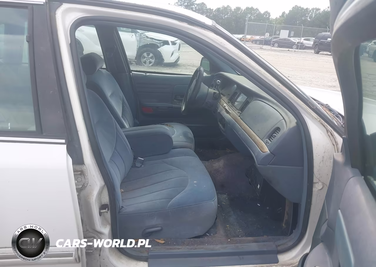 1997 Ford Crown Victoria VIN:2FALP73W0VX232601 - 5