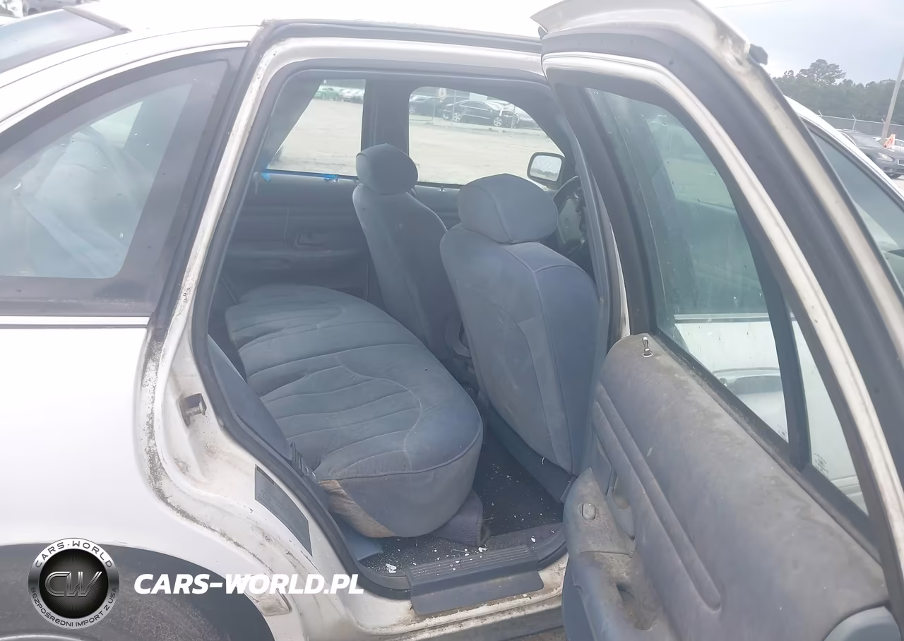 1997 Ford Crown Victoria VIN:2FALP73W0VX232601 - 8