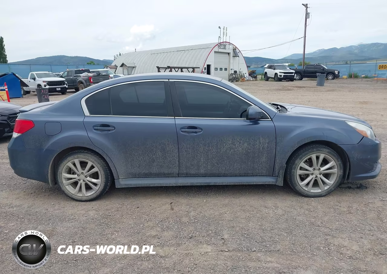 2014 Subaru Legacy 2.5I Premium VIN:4S3BMCC67E3026504 - 13