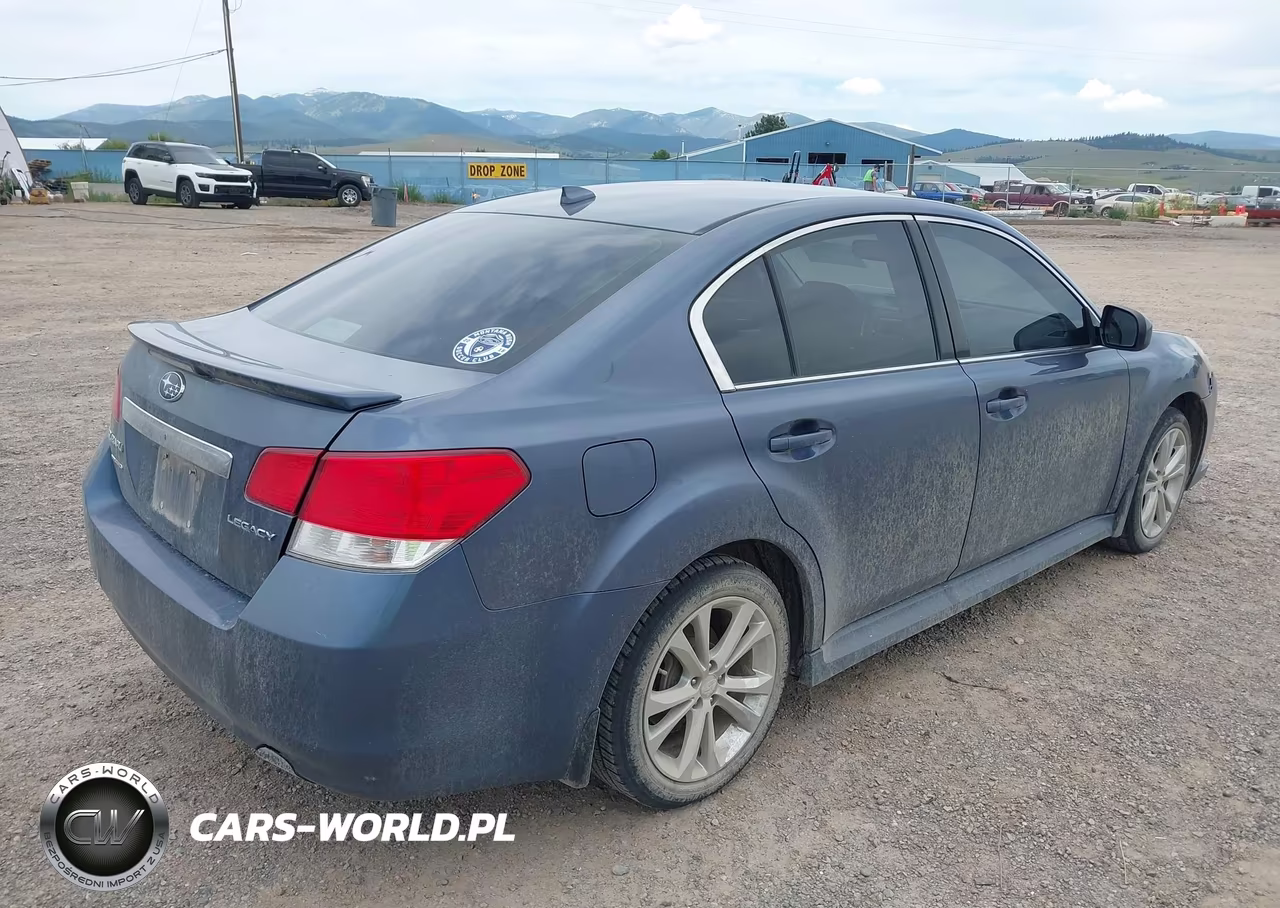 2014 Subaru Legacy 2.5I Premium VIN:4S3BMCC67E3026504 - 4