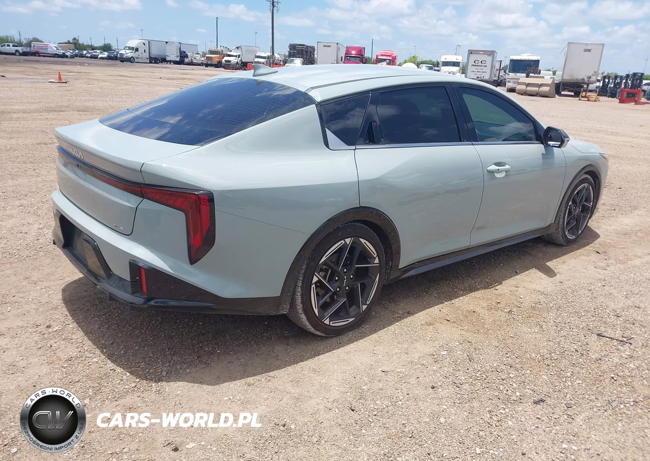 2025 Kia K4 Gt-Line VIN:3KPFW4DE5SE034337 - 4