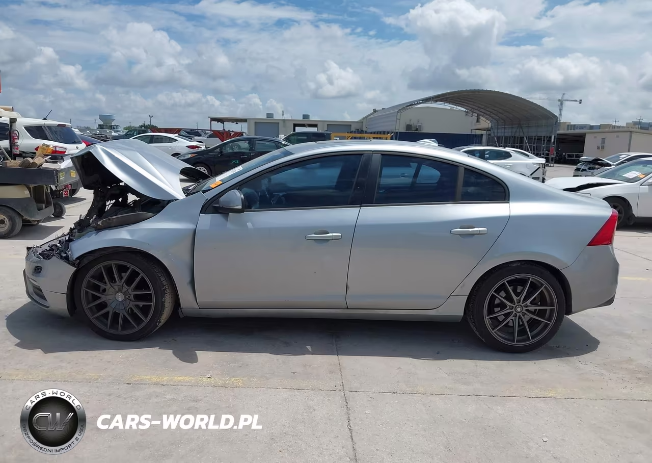 2017 Volvo S60 T5 Dynamic VIN:YV126MFL4H2432584 - 14