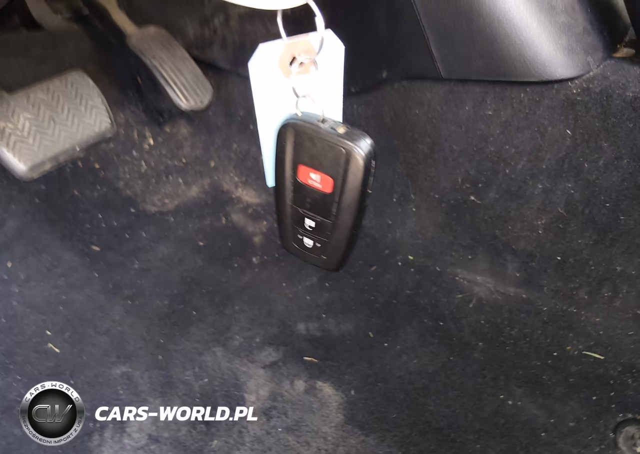 2017 Toyota Prius Three VIN:JTDKARFU8H3542803 - 11