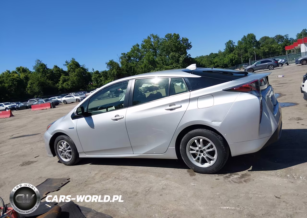 2017 Toyota Prius Three VIN:JTDKARFU8H3542803 - 14