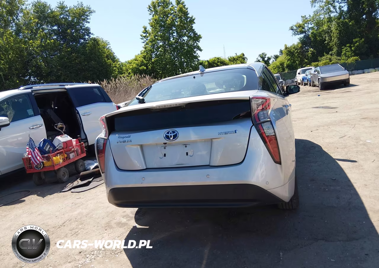 2017 Toyota Prius Three VIN:JTDKARFU8H3542803 - 16