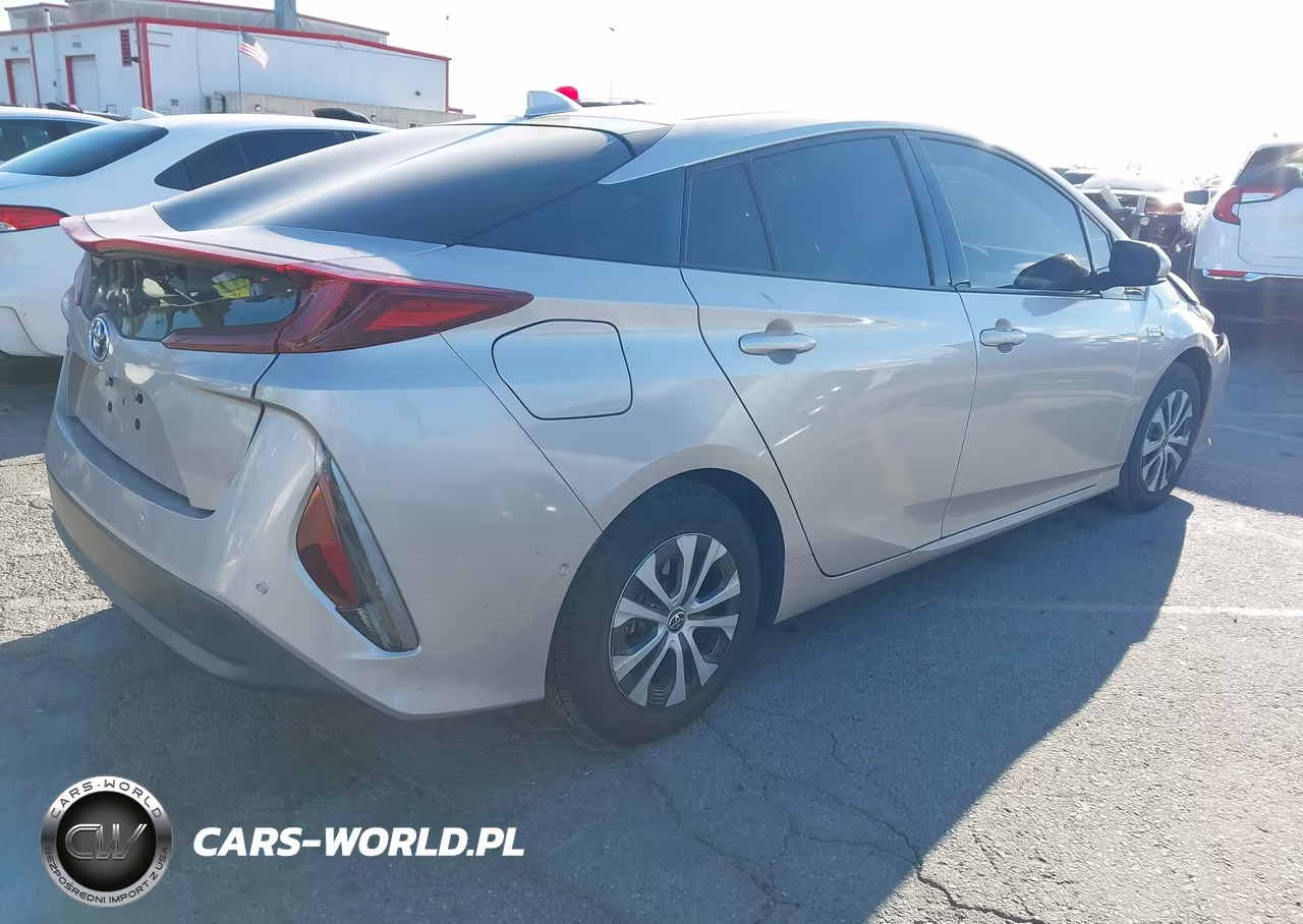 2019 Toyota Prius Prime Advanced VIN:JTDKARFP7K3114190 - 4
