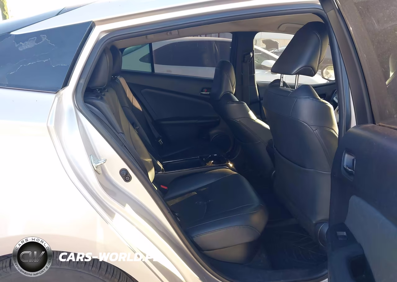 2019 Toyota Prius Prime Advanced VIN:JTDKARFP7K3114190 - 8