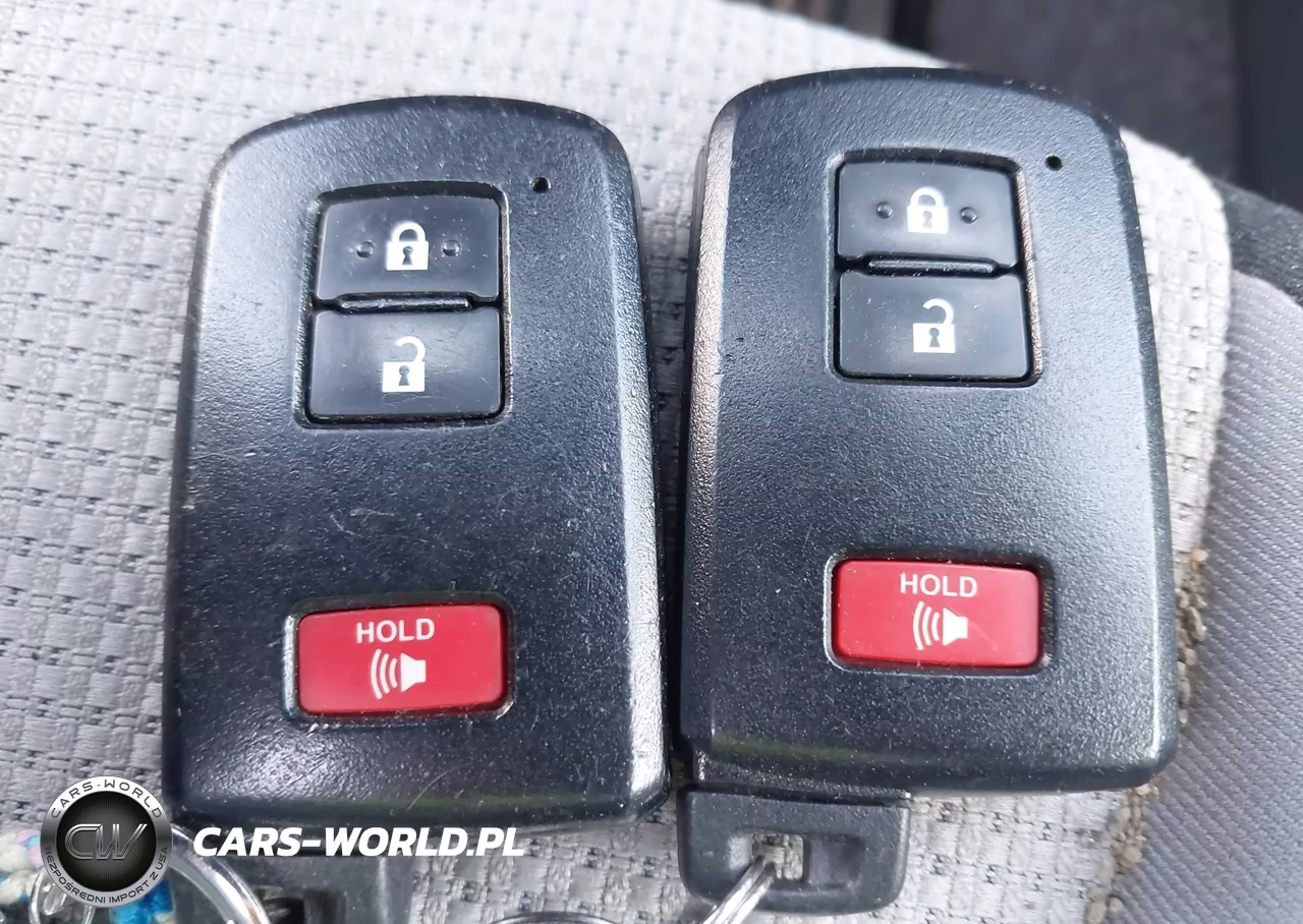 2017 Toyota Rav4 Xle VIN:JTMWFREVXHD107899 - 11