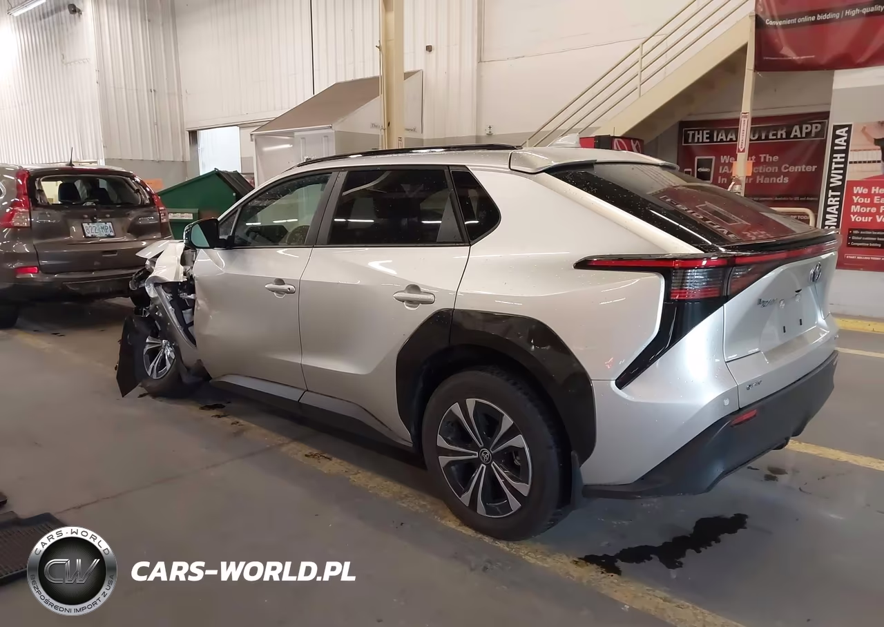 2025 Toyota Bz4X Xle VIN:JTMABACAXSA092322 - 3