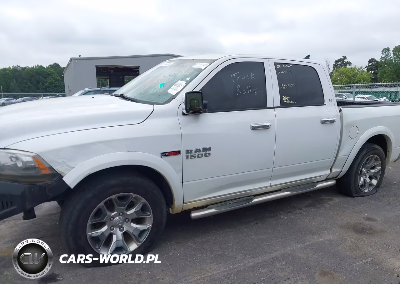 2015 Ram 1500 Laramie VIN:1C6RR6NMXFS578056 - 12