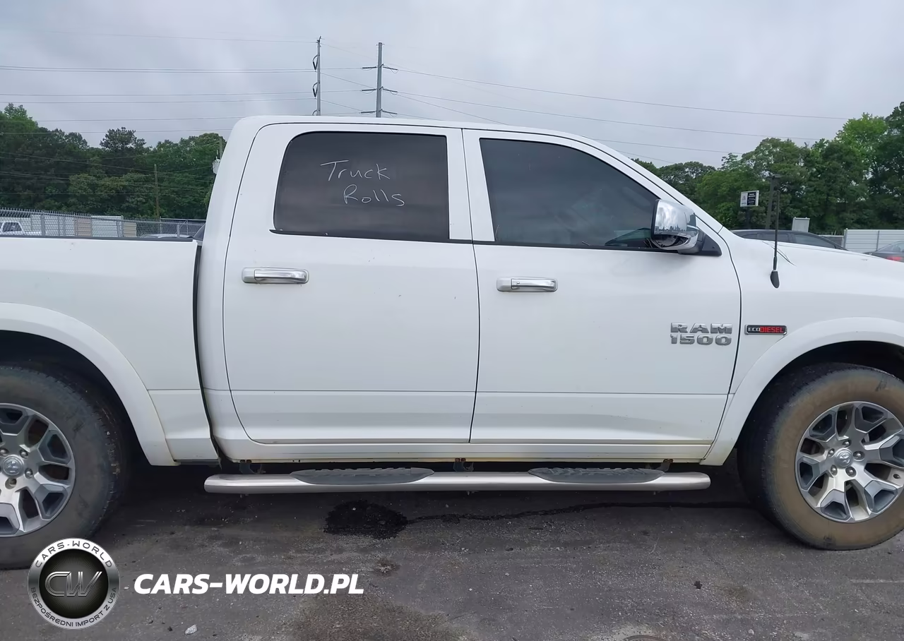 2015 Ram 1500 Laramie VIN:1C6RR6NMXFS578056 - 14