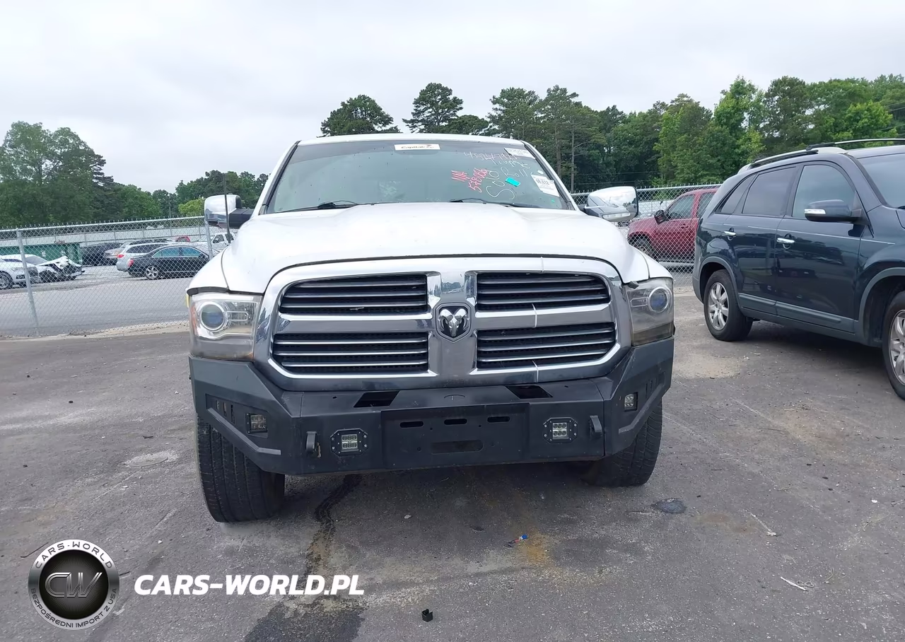 2015 Ram 1500 Laramie VIN:1C6RR6NMXFS578056 - 6