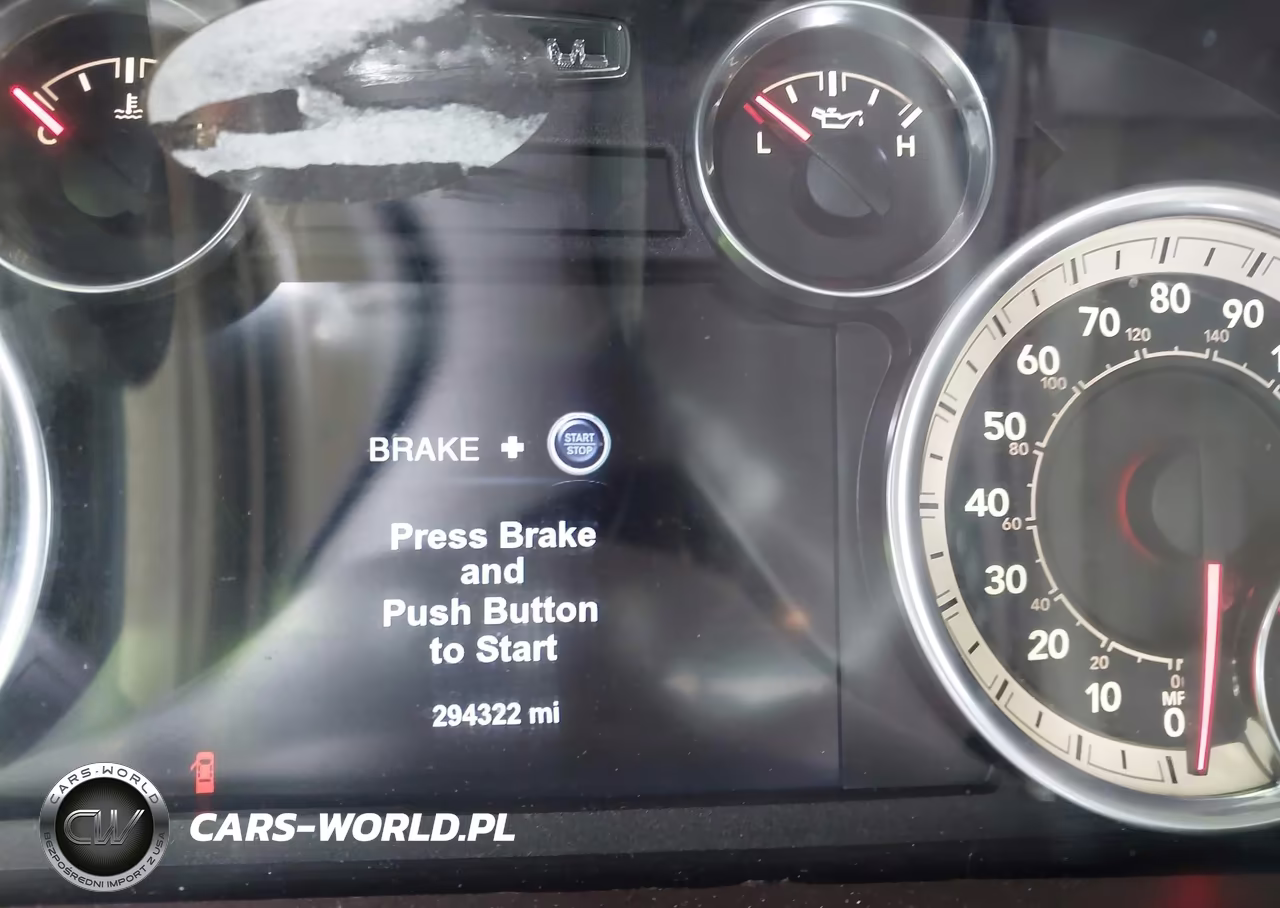2015 Ram 1500 Laramie VIN:1C6RR6NMXFS578056 - 7