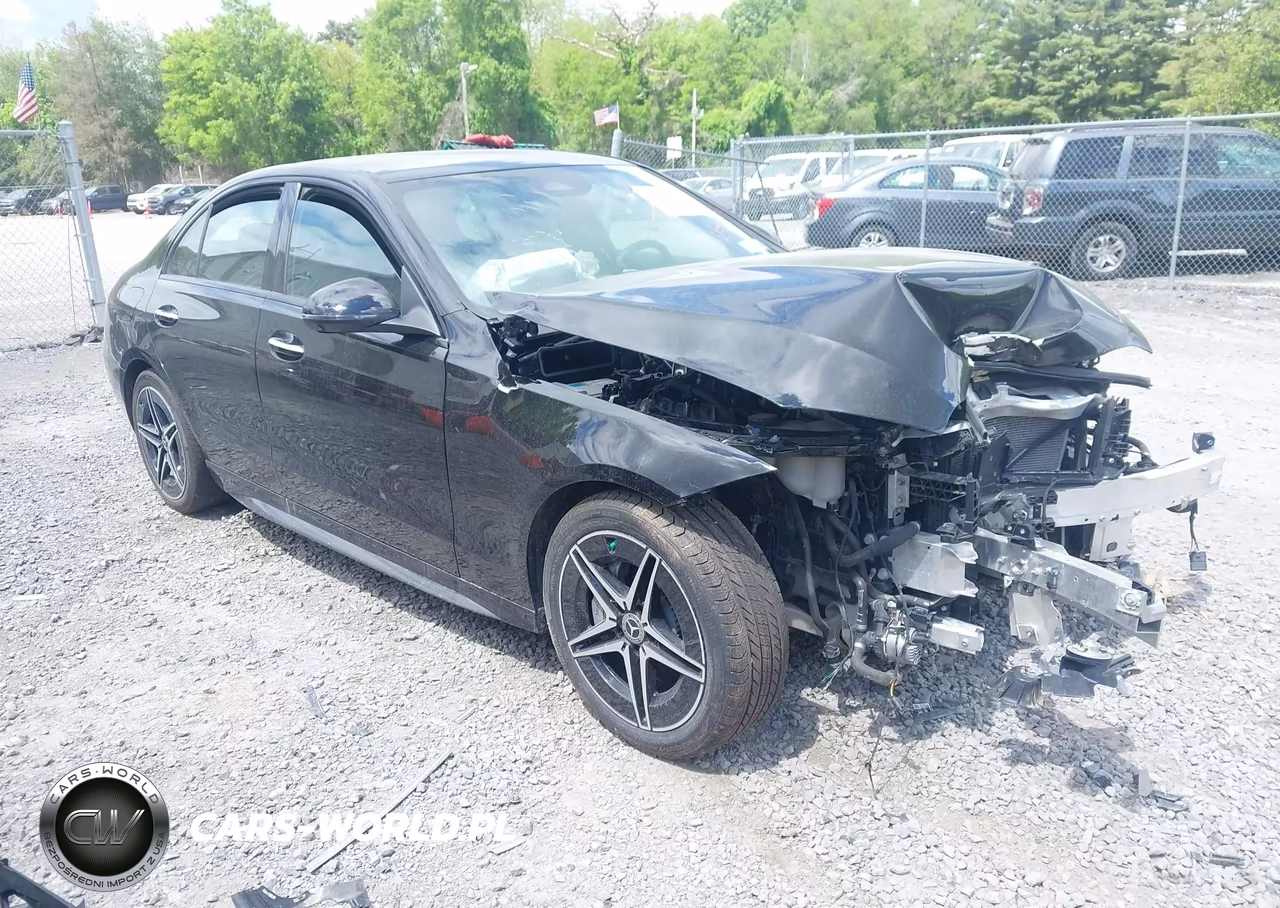 2024 Mercedes-Benz C 300 – zdjęcie 1 z 17