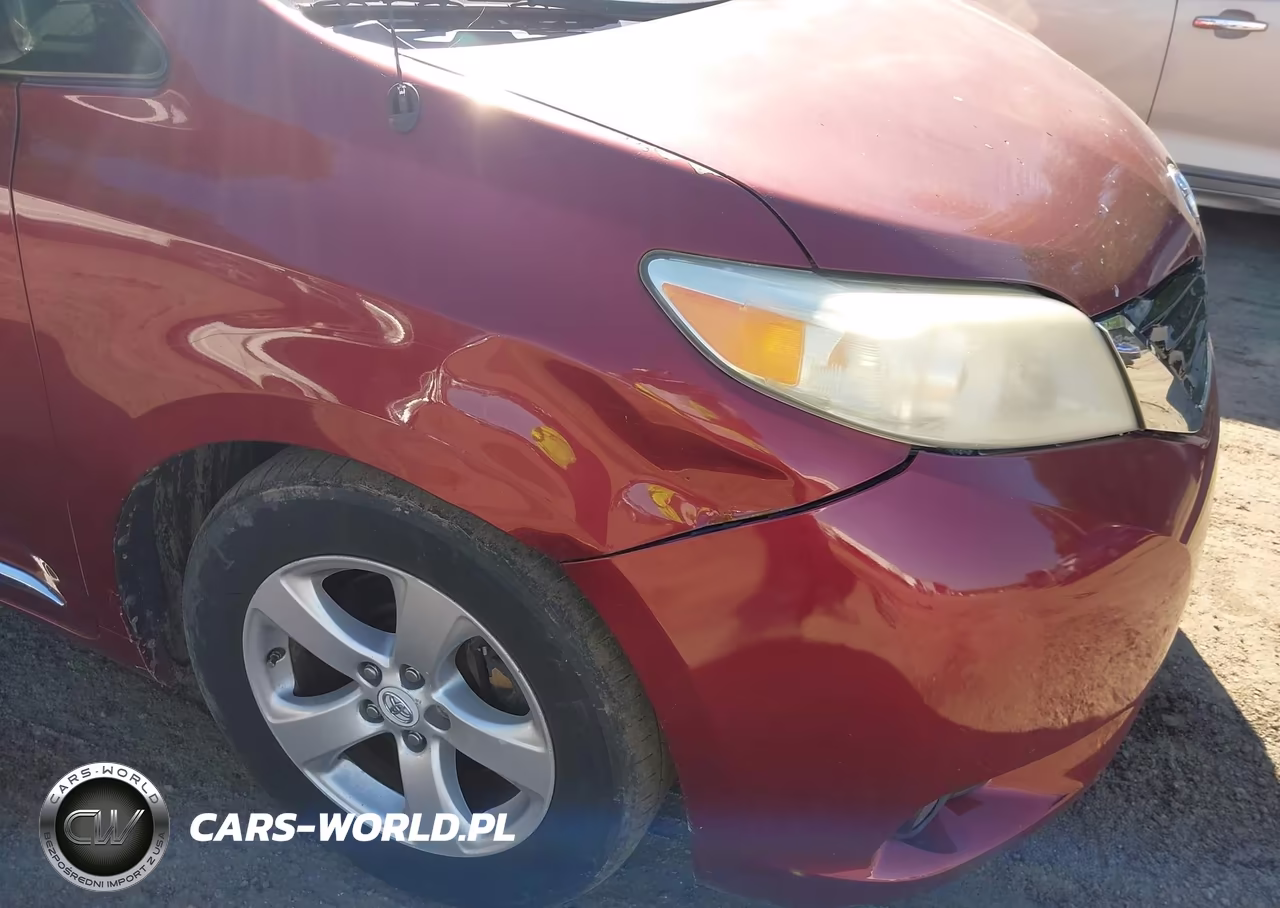 2011 Toyota Sienna Le V6 VIN:5TDKK3DC6BS143057 - 6